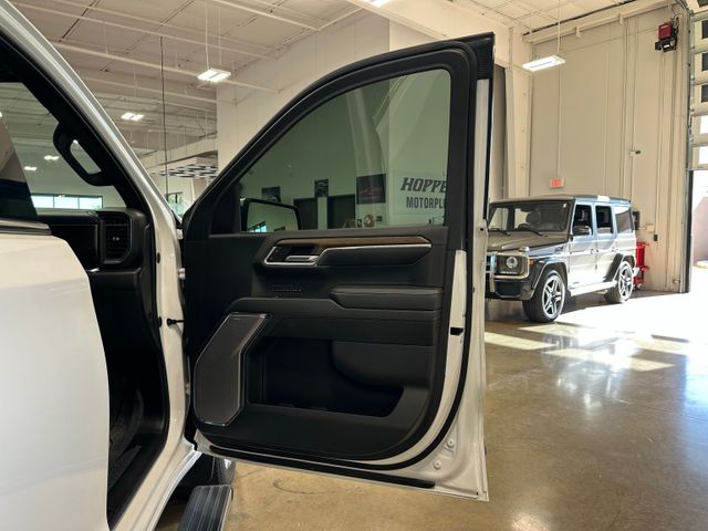 2024 Chevrolet Silverado 1500 High Country 4x4 Premium II Sunroof Super Cruise | Irving, Texas | Hopper Motorplex 2024 Chevrolet Silverado 1500 High Country 4x4 Premium II Sunroof Super Cruise | Irving, Texas | Hopper Motorplex
