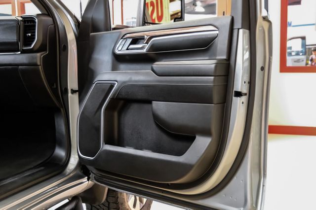 2024 Chevrolet Silverado 2500HD LT | Addison, TX | Mr Car Guys 2024 Chevrolet Silverado 2500HD LT | Addison, TX | Mr Car Guys