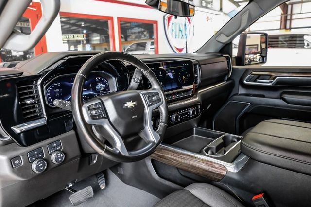 2024 Chevrolet Silverado 2500HD LT | Addison, TX | Mr Car Guys 2024 Chevrolet Silverado 2500HD LT | Addison, TX | Mr Car Guys