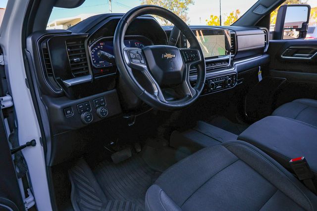 2024 Chevrolet Silverado 2500HD LT