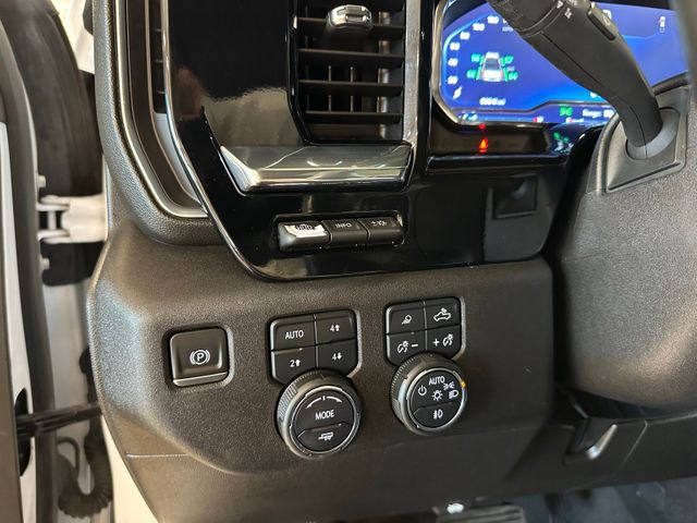 2024 Chevrolet Silverado 2500HD High Country Z71 Tech Package Sunroof Power Boards | Irving, Texas | Hopper Motorplex 2024 Chevrolet Silverado 2500HD High Country Z71 Tech Package Sunroof Power Boards | Irving, Texas | Hopper Motorplex