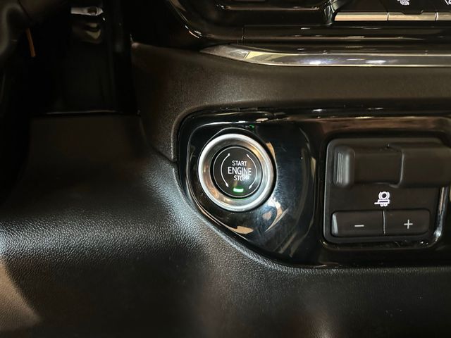 2024 Chevrolet Silverado 2500HD High Country Z71 Tech Package Sunroof Power Boards | Irving, Texas | Hopper Motorplex 2024 Chevrolet Silverado 2500HD High Country Z71 Tech Package Sunroof Power Boards | Irving, Texas | Hopper Motorplex