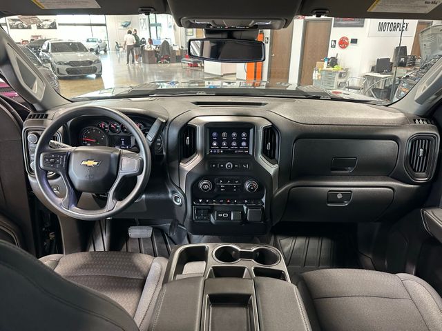 2024 Chevrolet Silverado 2500HD Custom | Irving, Texas | Hopper Motorplex 2024 Chevrolet Silverado 2500HD Custom | Irving, Texas | Hopper Motorplex