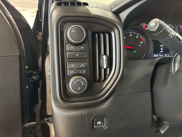 2024 Chevrolet Silverado 2500HD Custom | Irving, Texas | Hopper Motorplex 2024 Chevrolet Silverado 2500HD Custom | Irving, Texas | Hopper Motorplex