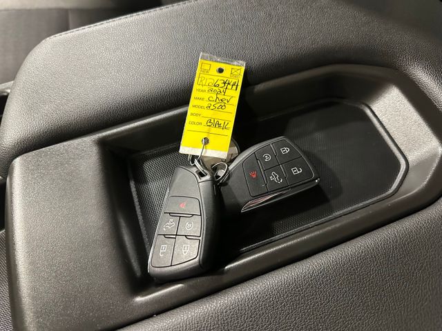 2024 Chevrolet Silverado 2500HD Custom | Irving, Texas | Hopper Motorplex 2024 Chevrolet Silverado 2500HD Custom | Irving, Texas | Hopper Motorplex