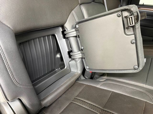 2024 Chevrolet Silverado 3500HD High Country | Houston, TX | Houston Auto Credit 2024 Chevrolet Silverado 3500HD High Country | Houston, TX | Houston Auto Credit