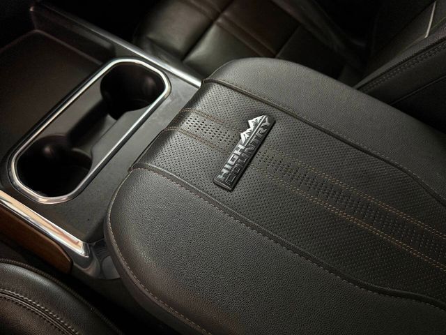 2024 Chevrolet Silverado 3500HD High Country | Houston, TX | Houston Auto Credit 2024 Chevrolet Silverado 3500HD High Country | Houston, TX | Houston Auto Credit