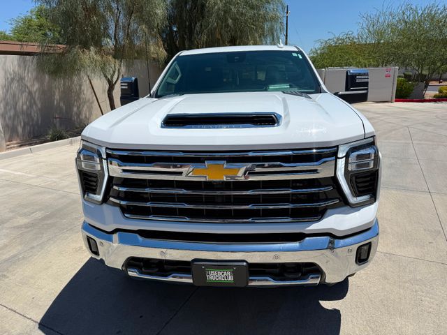 2024 Chevrolet Silverado 3500HD LTZ