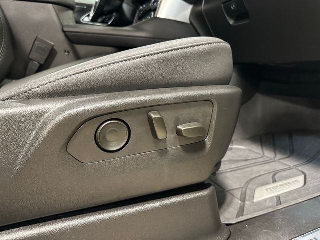 2024 Chevrolet Suburban Z71 4X4 Rear Media System Panoramic Roof | Irving, Texas | Hopper Motorplex 2024 Chevrolet Suburban Z71 4X4 Rear Media System Panoramic Roof | Irving, Texas | Hopper Motorplex