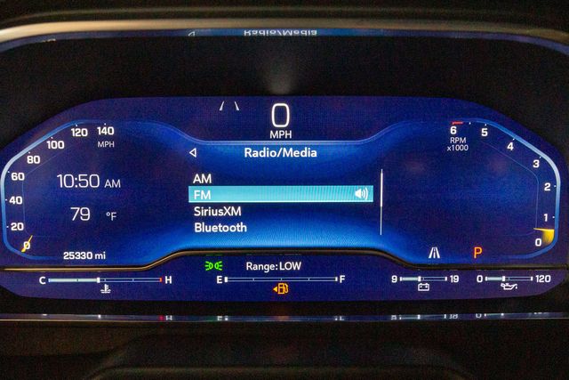 2024 Chevrolet Suburban New Style 3rd row LT