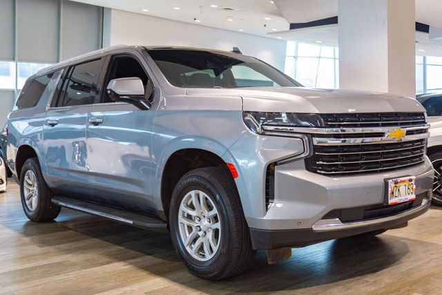 2024 Chevrolet Suburban New Style 3rd row LT