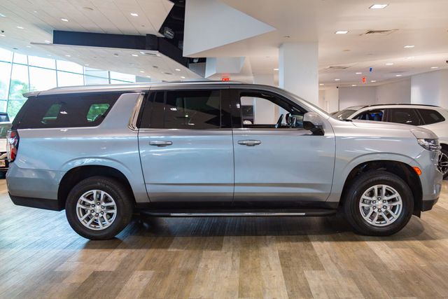 2024 Chevrolet Suburban New Style 3rd row LT