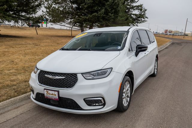 2024 Chrysler Pacifica Touring L | Great Falls, Montana | Bleskin Motor Company 