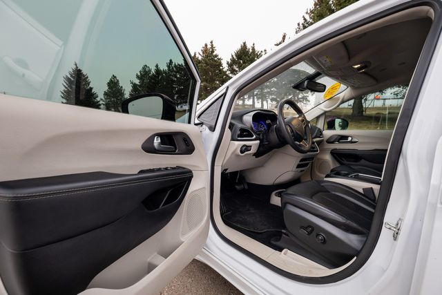 2024 Chrysler Pacifica Touring L | Great Falls, Montana | Bleskin Motor Company 2024 Chrysler Pacifica Touring L | Great Falls, Montana | Bleskin Motor Company