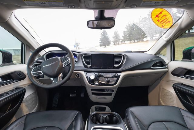 2024 Chrysler Pacifica Touring L | Great Falls, Montana | Bleskin Motor Company 