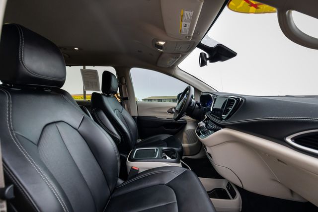 2024 Chrysler Pacifica Touring L | Great Falls, Montana | Bleskin Motor Company 