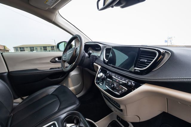 2024 Chrysler Pacifica Touring L | Great Falls, Montana | Bleskin Motor Company 