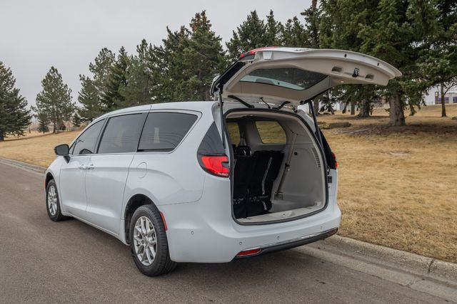 2024 Chrysler Pacifica Touring L | Great Falls, Montana | Bleskin Motor Company 