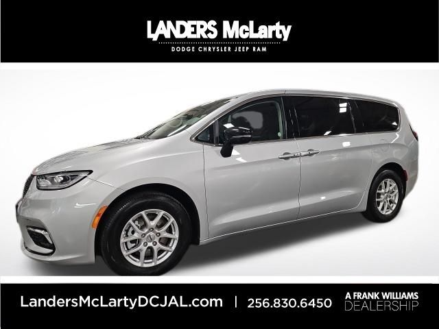 2024 Chrysler Pacifica Touring L | Huntsville, Alabama | Landers Mclarty DCJ