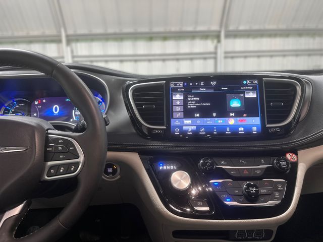 2024 Chrysler Pacifica Plug-In Hybrid Select | Houston, TX | Texas Star Motors 2024 Chrysler Pacifica Plug-In Hybrid Select | Houston, TX | Texas Star Motors