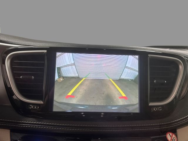 2024 Chrysler Pacifica Plug-In Hybrid Select 2024 Chrysler Pacifica Plug-In Hybrid Select