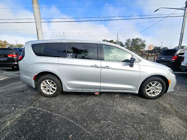 2024 Chrysler Pacifica Touring L Wheelchair Van Handicap Ramp Van