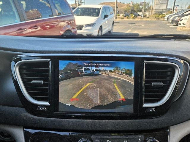 2024 Chrysler Pacifica Touring L Wheelchair Van Handicap Ramp Van