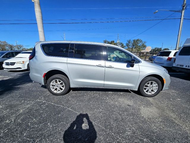 2024 Chrysler Pacifica Touring L Wheelchair Van Handicap Ramp Van