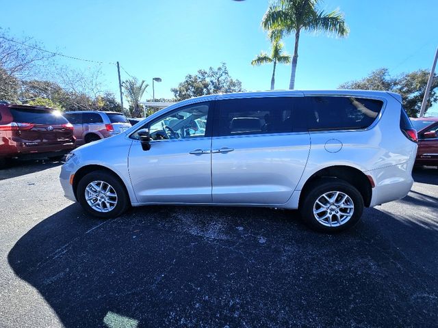 2024 Chrysler Pacifica Touring L Wheelchair Van Handicap Ramp Van
