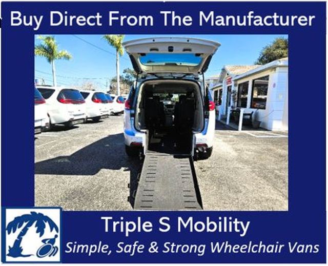2024 Chrysler Pacifica Touring L Wheelchair Van Handicap Ramp Van  | Pinellas Park, Florida | Triple S Mobility, Inc