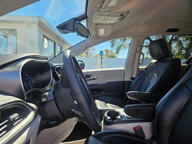 2024 Chrysler Pacifica Touring L Wheelchair Van Handicap Ramp Van