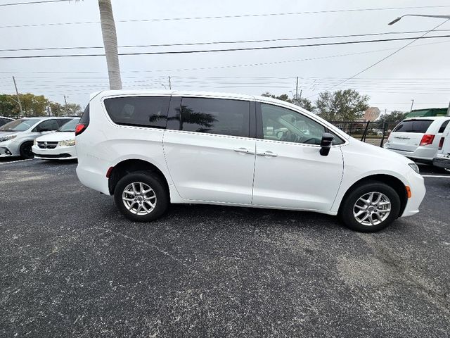 2024 Chrysler Pacifica Touring L Wheelchair Van Handicap Ramp Van