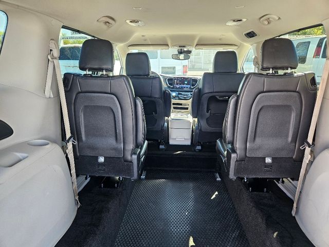 2024 Chrysler Pacifica Touring L Wheelchair Van Handicap Ramp Van