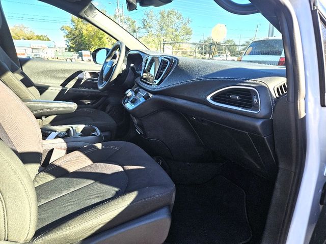 2024 Chrysler Pacifica Touring Wheelchair Van Handicap Ramp Van