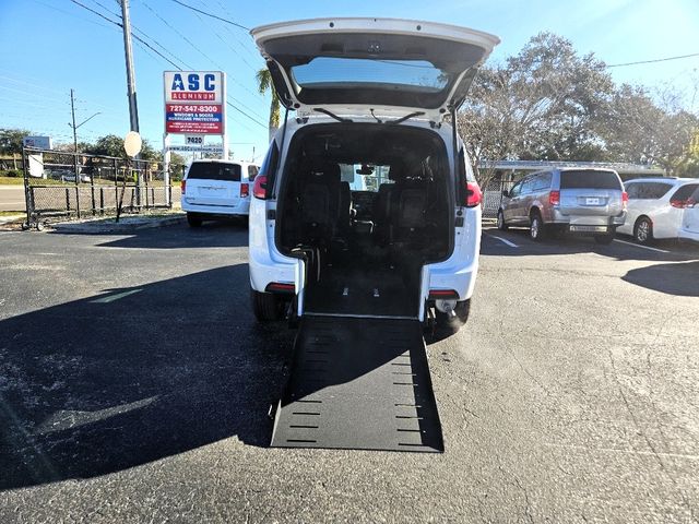 2024 Chrysler Pacifica Touring Wheelchair Van Handicap Ramp Van