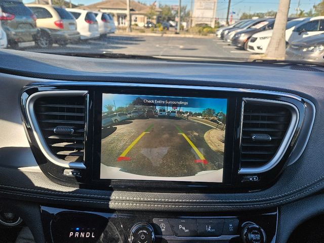 2024 Chrysler Pacifica Touring Wheelchair Van Handicap Ramp Van