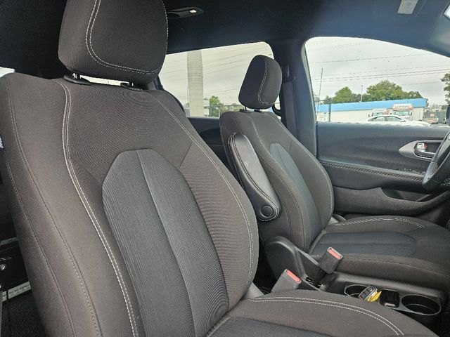 2024 Chrysler Pacifica Touring Wheelchair Van Handicap Ramp Van