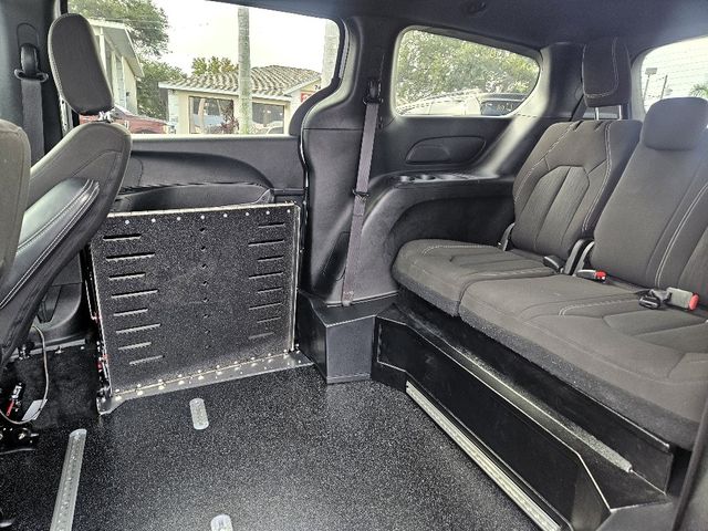 2024 Chrysler Pacifica Touring Wheelchair Van Handicap Ramp Van