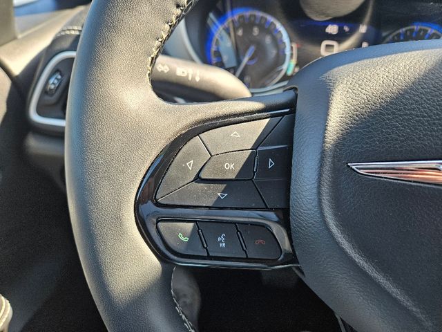 2024 Chrysler Pacifica Touring Wheelchair Van Handicap Ramp Van