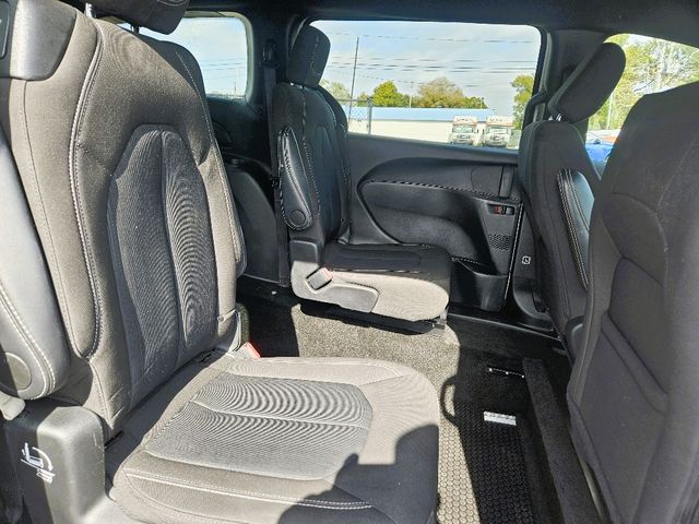 2024 Chrysler Pacifica Touring Wheelchair Van Handicap Ramp Van