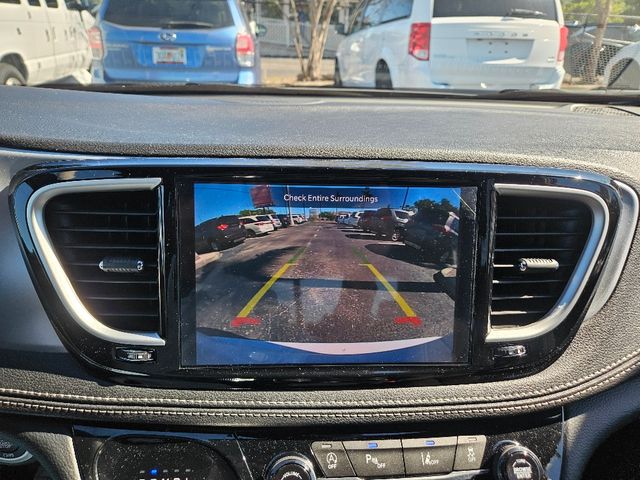 2024 Chrysler Pacifica Touring  Wheelchair Van Handicap Ramp Van