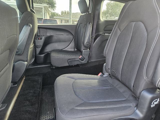 2024 Chrysler Pacifica Touring  Wheelchair Van Handicap Ramp Van