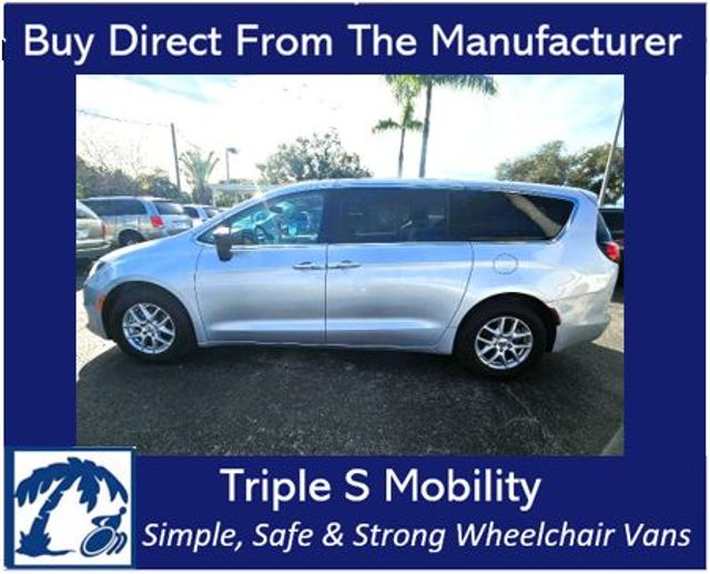 2024 Chrysler Voyager Lx Wheelchair Van Handicap Ramp Van  | Pinellas Park, Florida | Triple S Mobility, Inc