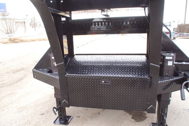 2024 Diamond C SALE 35' FMAX 212 GOOSENECK DECKOVER W/ MAX RAMPS - $26,991 | Henderson , CO | Complete Trailers of Colorado 2024 Diamond C SALE 35' FMAX 212 GOOSENECK DECKOVER W/ MAX RAMPS - $26,991 | Henderson , CO | Complete Trailers of Colorado