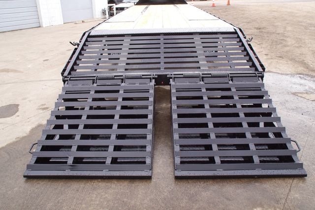 2024 Diamond C SALE 35' FMAX 212 GOOSENECK DECKOVER W/ MAX RAMPS - $26,991 | Henderson , CO | Complete Trailers of Colorado 2024 Diamond C SALE 35' FMAX 212 GOOSENECK DECKOVER W/ MAX RAMPS - $26,991 | Henderson , CO | Complete Trailers of Colorado