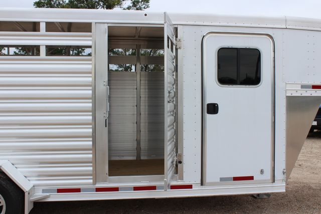 2024 Featherlite 8417 - 20' Stock Combo (4' DR + 16' Stock) GN 20' Stock Combo Straight Load w/ Dressing Room | CONROE, TX | SportChassis/ Featherlite Trailers of Texas 2024 Featherlite 8417 - 20' Stock Combo (4' DR + 16' Stock) GN 20' Stock Combo Straight Load w/ Dressing Room | CONROE, TX | SportChassis/ Featherlite Trailers of Texas