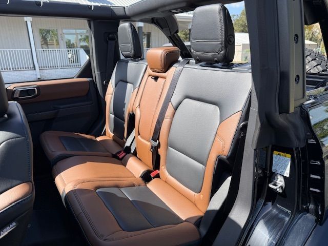 2024 Ford Bronco V6 OUTER BANKS HARDTOP LIFTED LEATHER LUX 12" NAV | Plant City, FL | psv5 DEMO - Bayshore Automotive 2024 Ford Bronco V6 OUTER BANKS HARDTOP LIFTED LEATHER LUX 12" NAV | Plant City, FL | psv5 DEMO - Bayshore Automotive