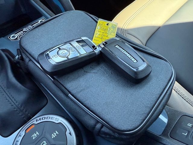 2024 Ford Bronco BAYSHORE WILDTRAK AZURE HARDTOP V6 LOADED 1 OWNER | Plant City, FL | psv5 DEMO - Bayshore Automotive 2024 Ford Bronco BAYSHORE WILDTRAK AZURE HARDTOP V6 LOADED 1 OWNER | Plant City, FL | psv5 DEMO - Bayshore Automotive