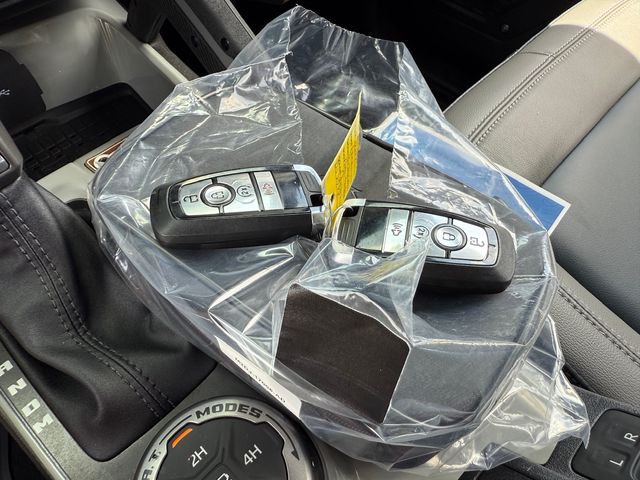 2024 Ford Bronco BAYSHORE CUSTOM LIFTED LEATHER BRONZE 37"s | Plant City, FL | psv5 DEMO - Bayshore Automotive 2024 Ford Bronco BAYSHORE CUSTOM LIFTED LEATHER BRONZE 37"s | Plant City, FL | psv5 DEMO - Bayshore Automotive