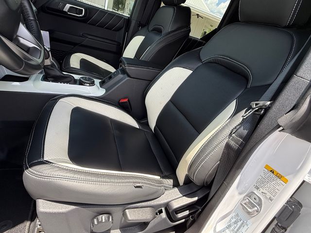 2024 Ford Bronco HARDTOP BIG BEND 12" NAV WHITE PEARL PURPLE SHIFT | Plant City, FL | psv5 DEMO - Bayshore Automotive 2024 Ford Bronco HARDTOP BIG BEND 12" NAV WHITE PEARL PURPLE SHIFT | Plant City, FL | psv5 DEMO - Bayshore Automotive